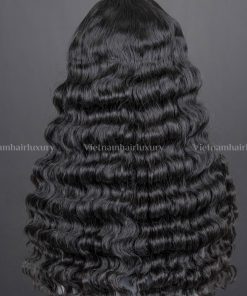 Alternative view of 26'' mixed lengths ocean wavy C-part Wig