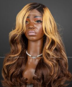 Alternative view of 18'' mix blonde wavy Wig