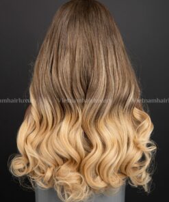 Alternative view of 28'' mix length blonde highlight wavy Wig
