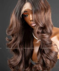 Alternative view of 22'' brown with dark roots wavy Wig